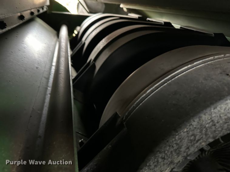 image for item JD9161 1995 John Deere 9500  combine