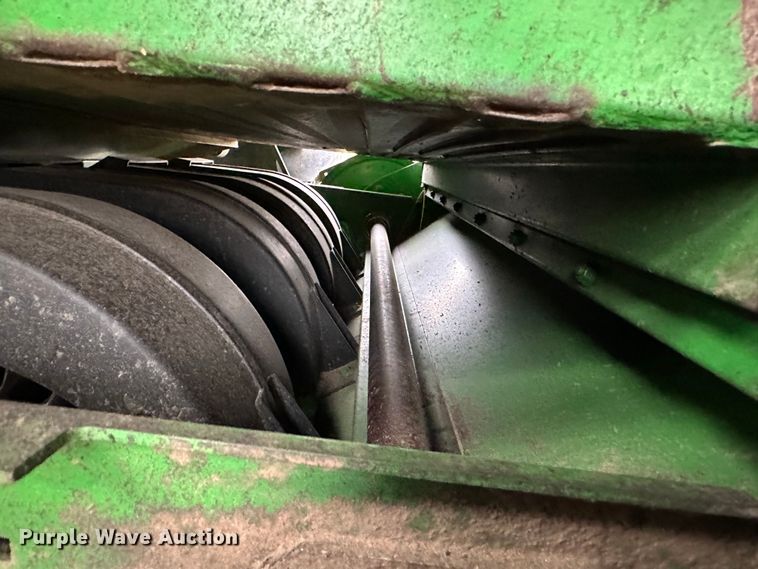 image for item JD9161 1995 John Deere 9500  combine