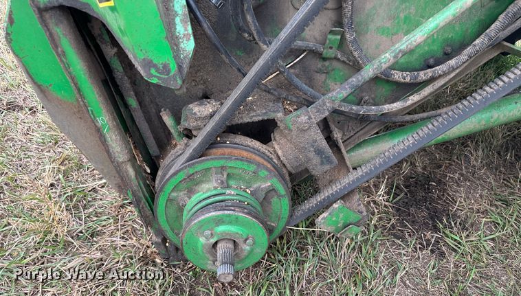 image for item JD9161 1995 John Deere 9500  combine