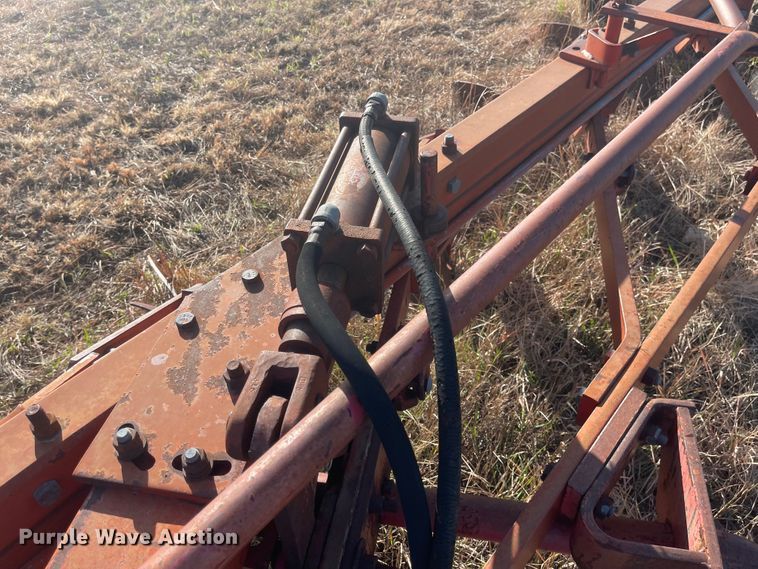 image for item JD9183 Massey Ferguson 880  six bottom plow