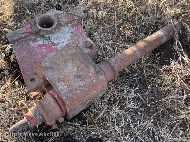 image for item JD9183 Massey Ferguson 880  six bottom plow