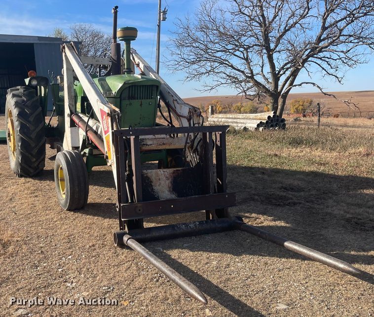 image for item JD9185 1972 John Deere 4020  tractor