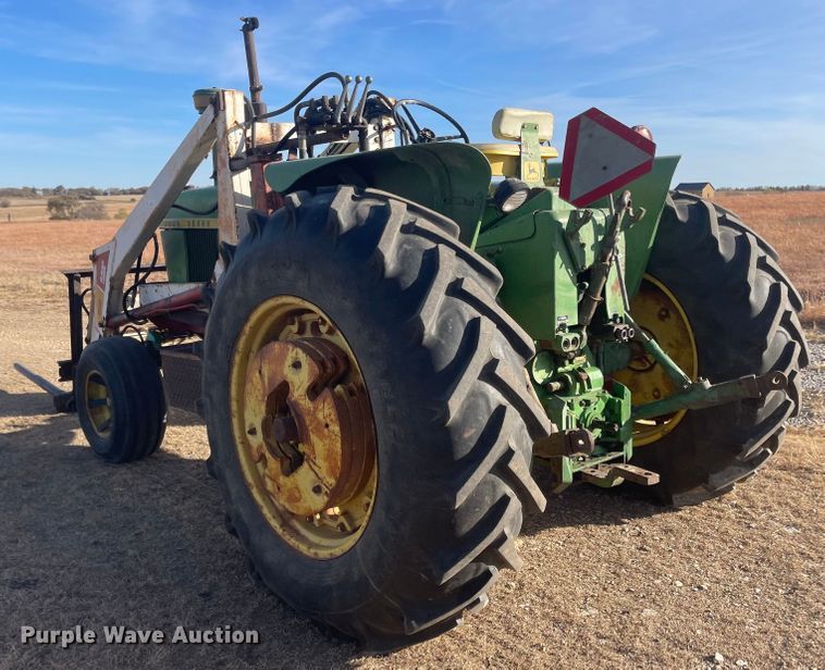 image for item JD9185 1972 John Deere 4020  tractor