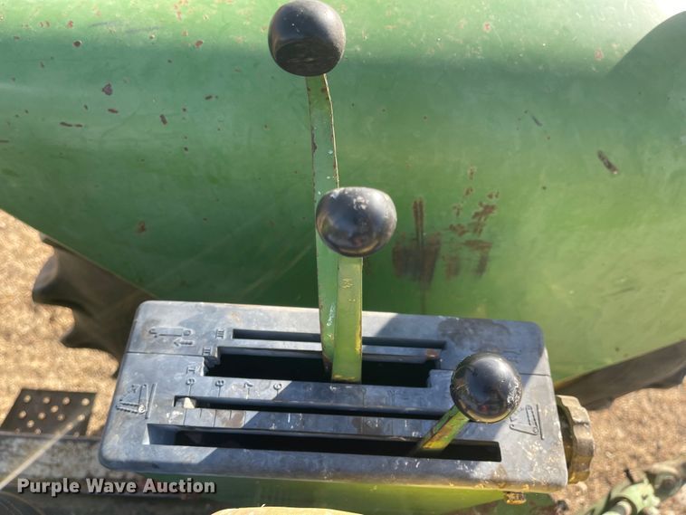 image for item JD9185 1972 John Deere 4020  tractor