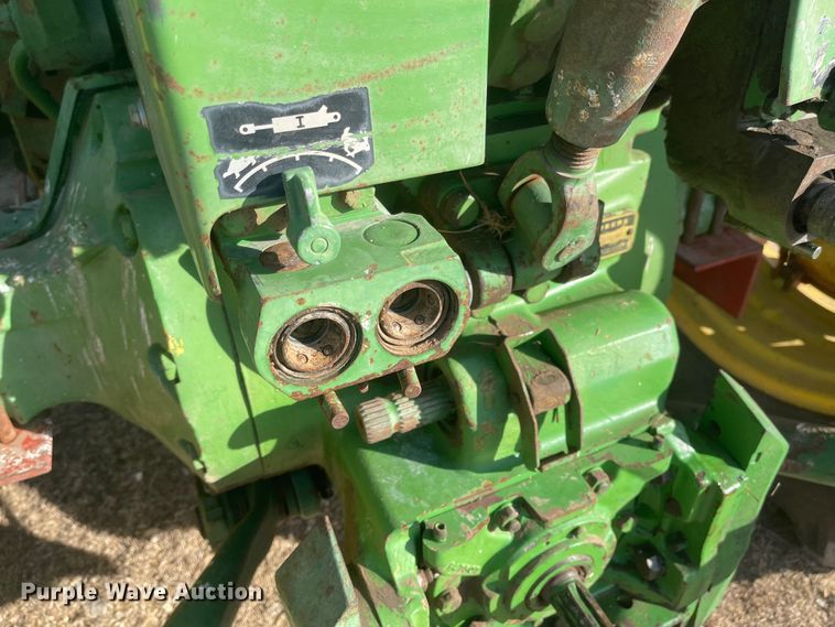 image for item JD9185 1972 John Deere 4020  tractor