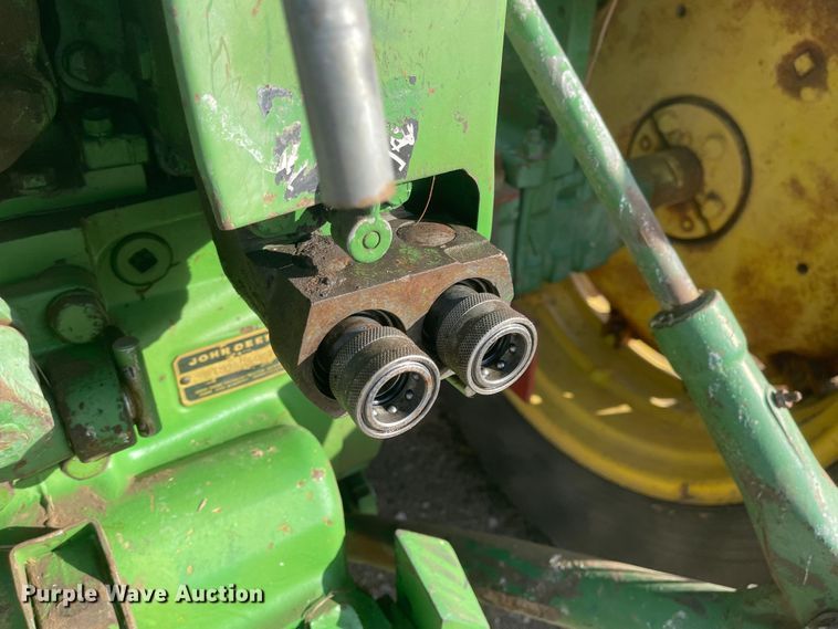 image for item JD9185 1972 John Deere 4020  tractor