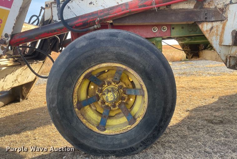 image for item JD9185 1972 John Deere 4020  tractor