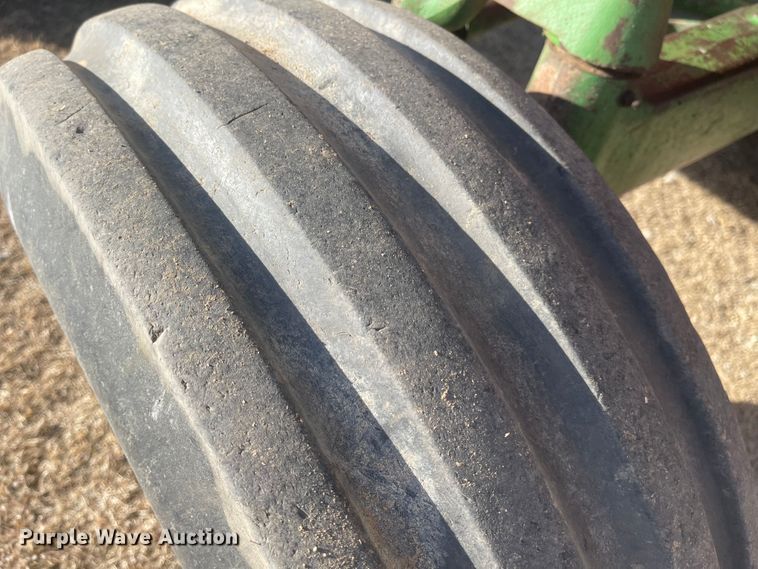 image for item JD9185 1972 John Deere 4020  tractor