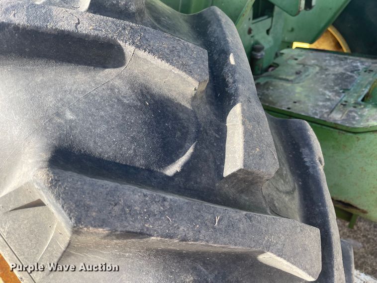 image for item JD9185 1972 John Deere 4020  tractor