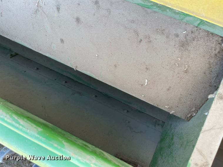 image for item JD9187 John Deere 8350  grain drill