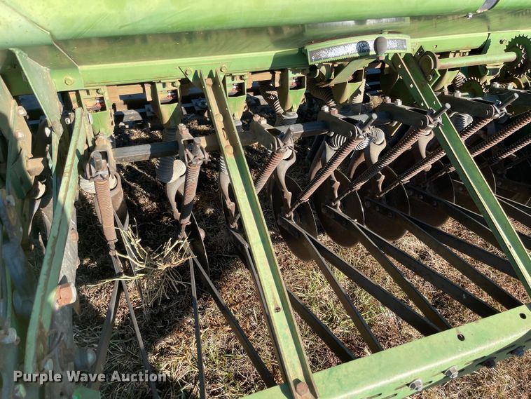 image for item JD9187 John Deere 8350  grain drill