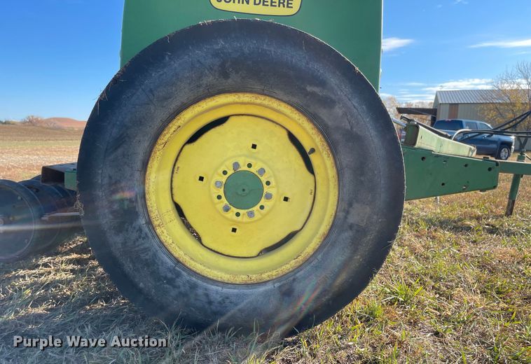 image for item JD9187 John Deere 8350  grain drill