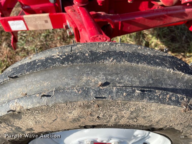 image for item JD9188 1957 Ford 861 Powermaster  tractor