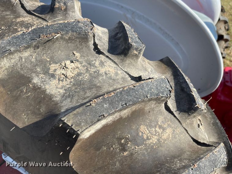 image for item JD9188 1957 Ford 861 Powermaster  tractor