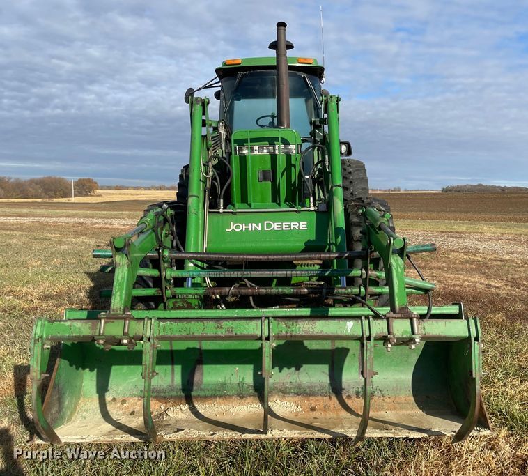 image for item JD9189 1990 John Deere 4455  MFWD tractor