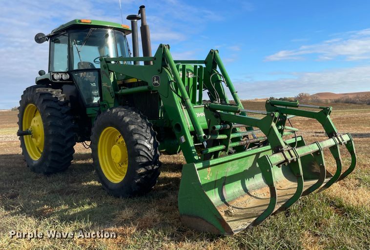 image for item JD9189 1990 John Deere 4455  MFWD tractor