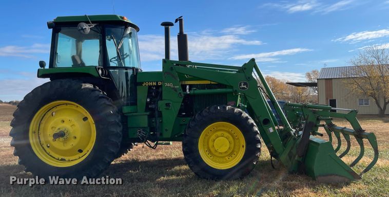 image for item JD9189 1990 John Deere 4455  MFWD tractor