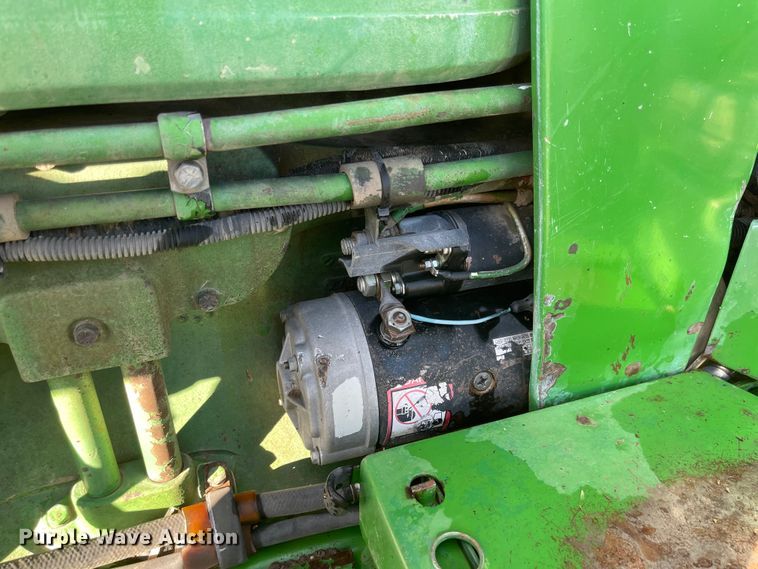 image for item JD9189 1990 John Deere 4455  MFWD tractor