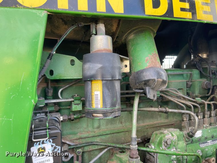 image for item JD9189 1990 John Deere 4455  MFWD tractor