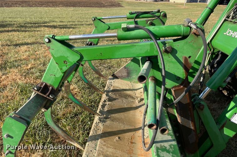 image for item JD9189 1990 John Deere 4455  MFWD tractor