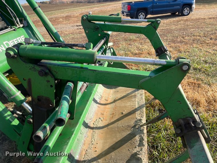 image for item JD9189 1990 John Deere 4455  MFWD tractor