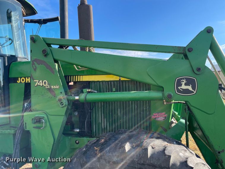 image for item JD9189 1990 John Deere 4455  MFWD tractor