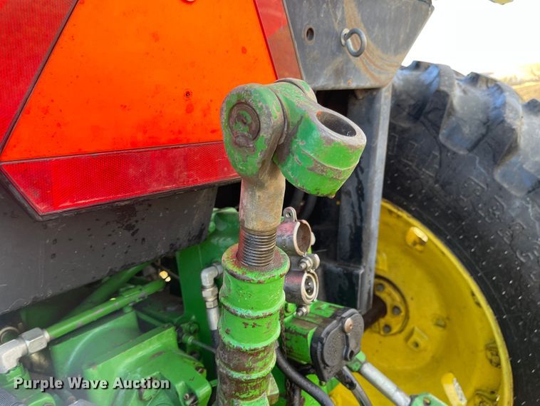 image for item JD9189 1990 John Deere 4455  MFWD tractor