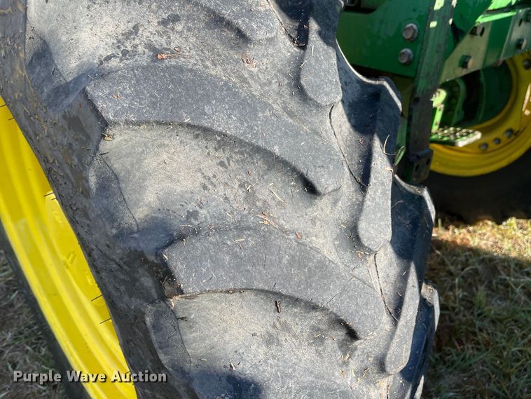 image for item JD9189 1990 John Deere 4455  MFWD tractor