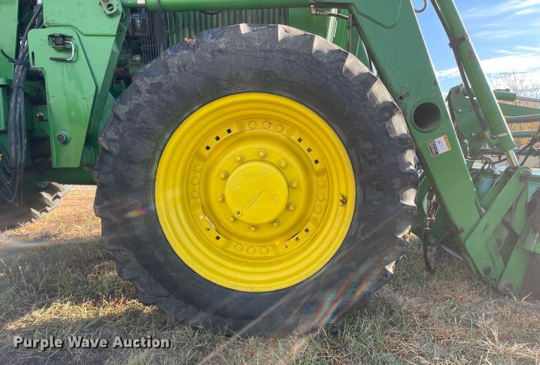 image for item JD9189 1990 John Deere 4455  MFWD tractor