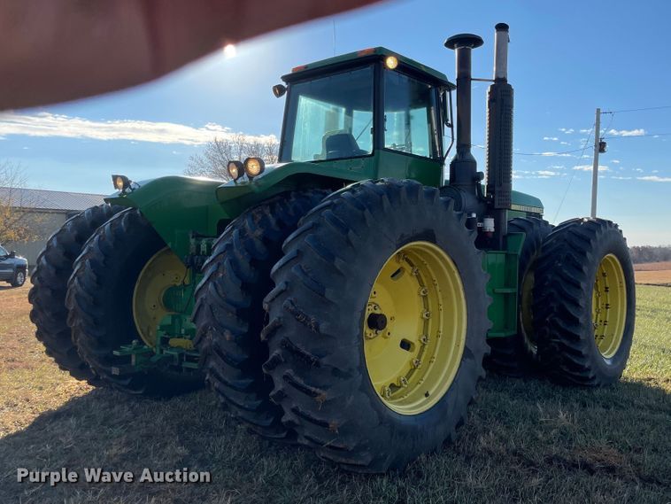 image for item JD9190 1983 John Deere 8850  4WD tractor