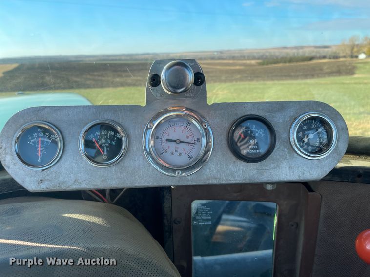 image for item JD9190 1983 John Deere 8850  4WD tractor