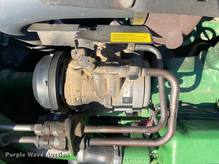 image for item JD9190 1983 John Deere 8850  4WD tractor