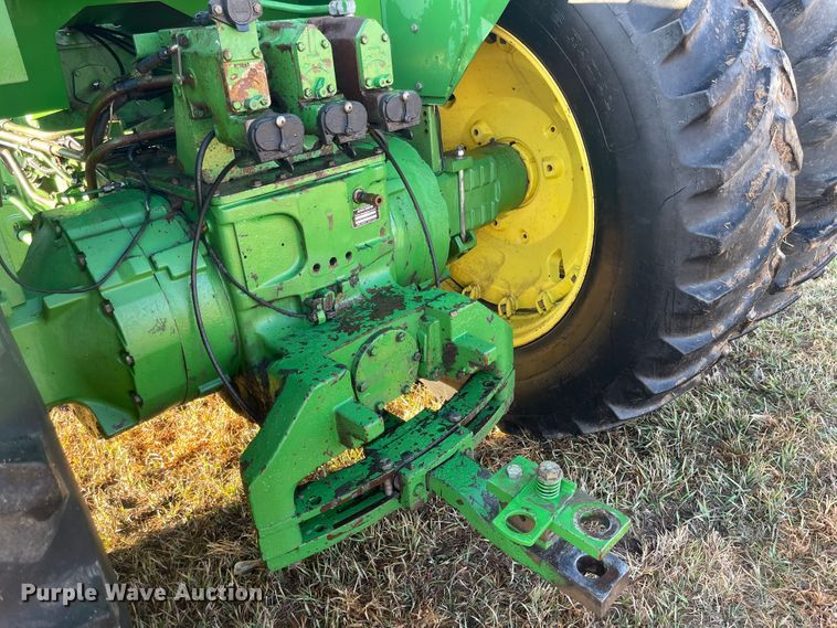 image for item JD9190 1983 John Deere 8850  4WD tractor