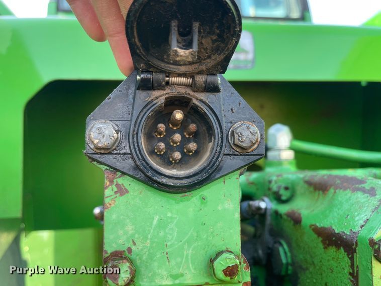 image for item JD9190 1983 John Deere 8850  4WD tractor