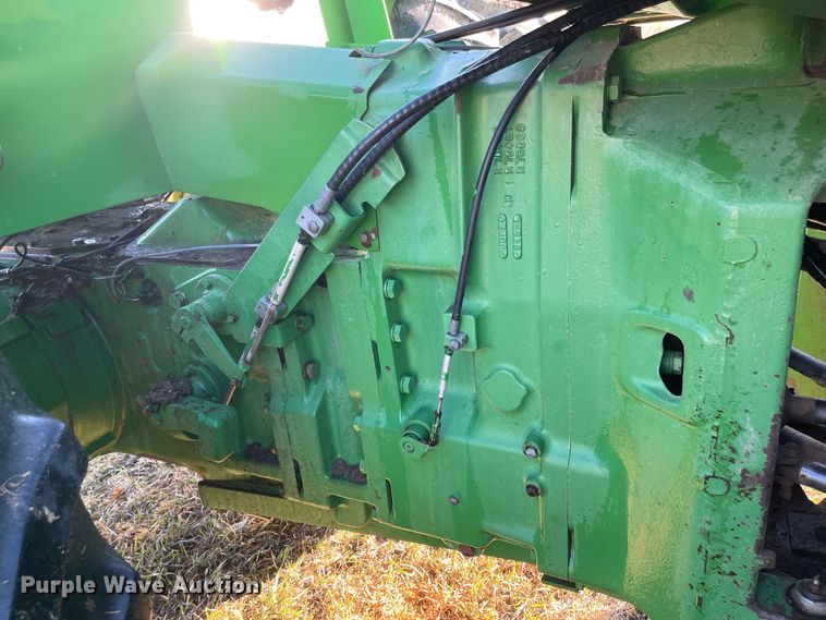 image for item JD9190 1983 John Deere 8850  4WD tractor