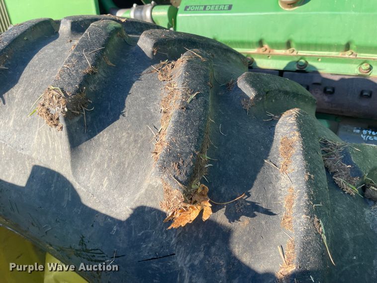 image for item JD9190 1983 John Deere 8850  4WD tractor