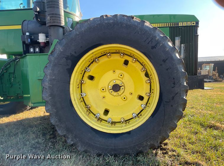 image for item JD9190 1983 John Deere 8850  4WD tractor
