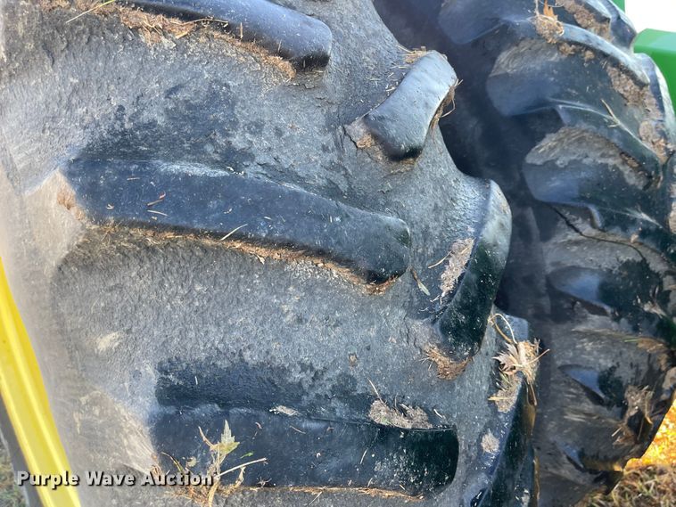 image for item JD9190 1983 John Deere 8850  4WD tractor