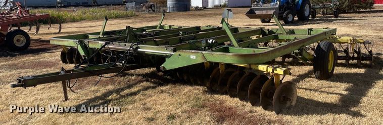 image for item JD9847 John Deere 230  disk