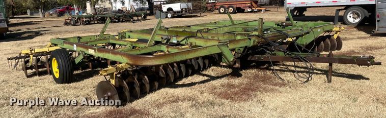 image for item JD9847 John Deere 230  disk