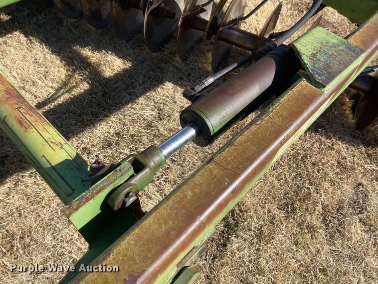 image for item JD9847 John Deere 230  disk