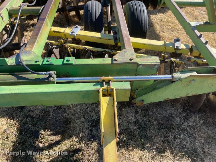 image for item JD9847 John Deere 230  disk