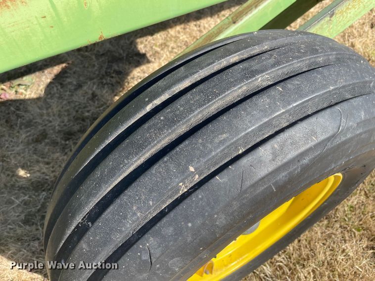 image for item JD9847 John Deere 230  disk