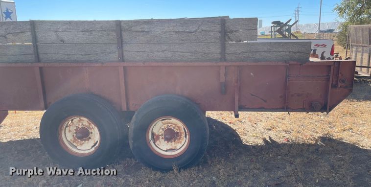 image for item JD9851 Kelly-Ryan  manure spreader