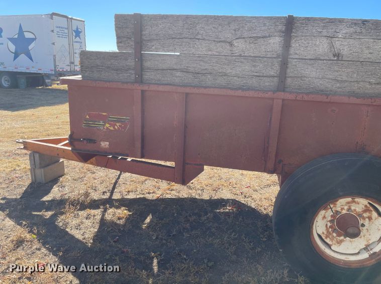 image for item JD9851 Kelly-Ryan  manure spreader