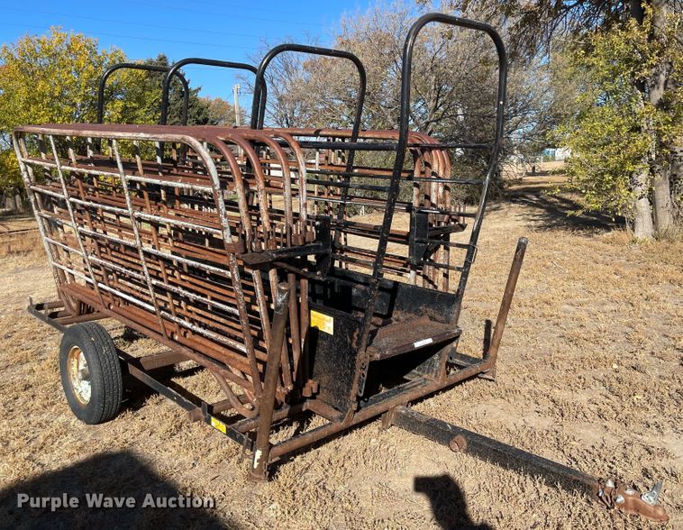 image for item JD9854 Winkel  livestock chute