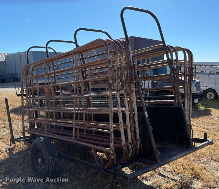image for item JD9854 Winkel  livestock chute