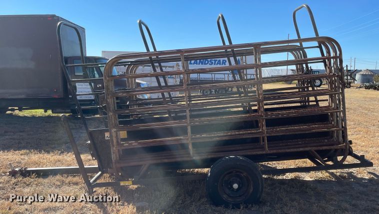 image for item JD9854 Winkel  livestock chute