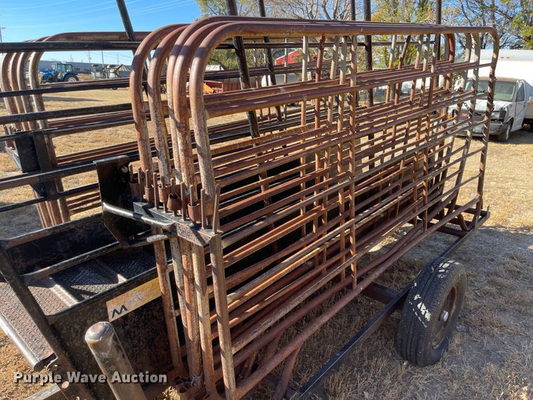 image for item JD9854 Winkel  livestock chute