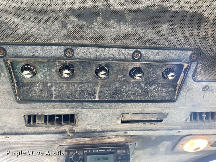 image for item JD9857 1980 John Deere 8640  4WD tractor